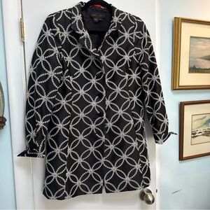 Nina  Mclemore silk  Black and White Geometric  jacket